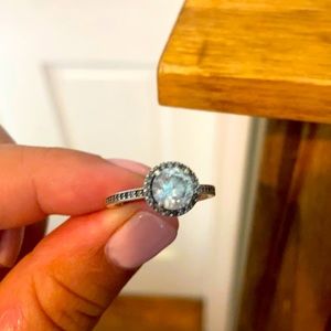 Beautiful Pandora Ring size 8